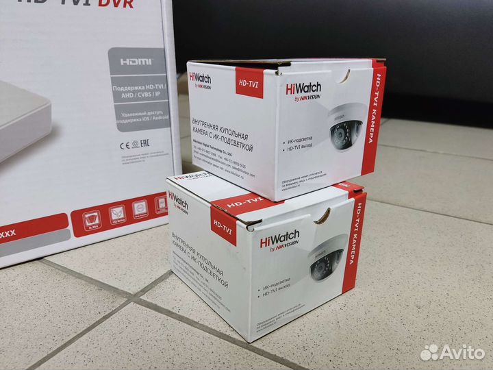 Видеорегистратор HiWatch с двумя камерами