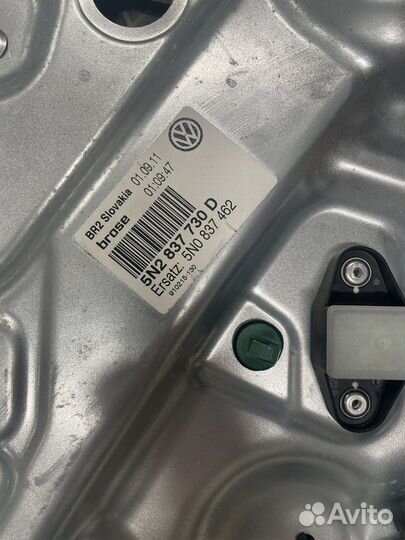 Стеклоподъемник передний правый Volkswagen Tiguan