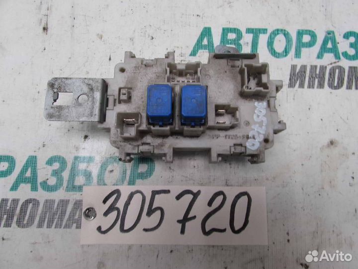 Блок предохранителей для Nissan Teana 1 2003-2008