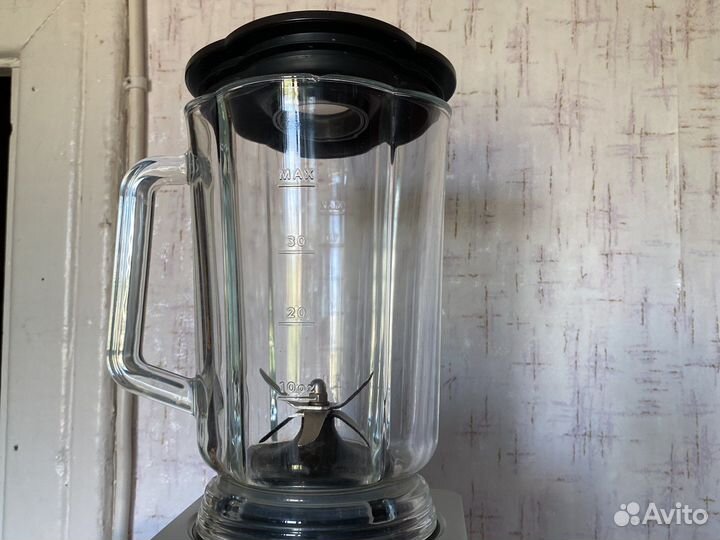 Блендер bork В 780