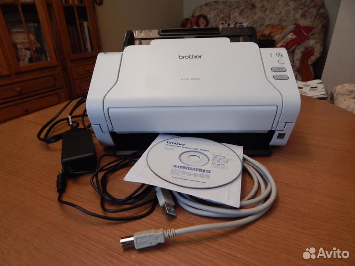 Сканер Brother ADS-2200