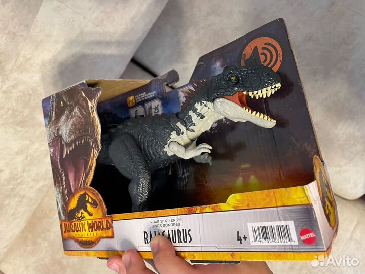 Фигурка Mattel Jurassic World Раджазавр HDX45 15см