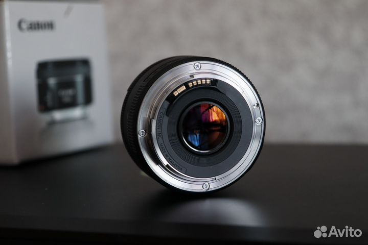 Объектив canon 50mm 1.8 stm