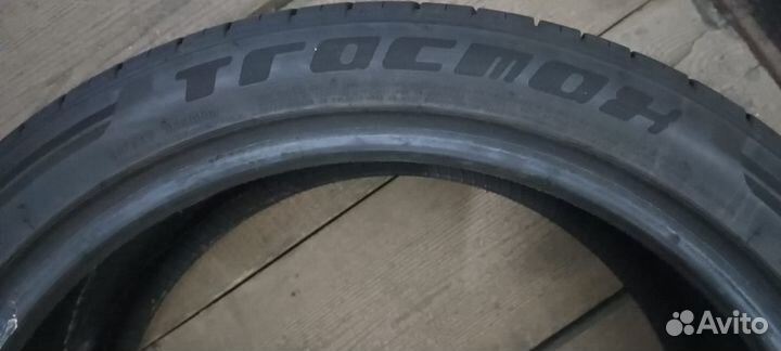 Michelin Pilot Sport 245/40 R19 и 275/35 R19