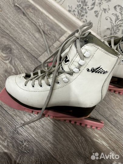 Коньки фигурные