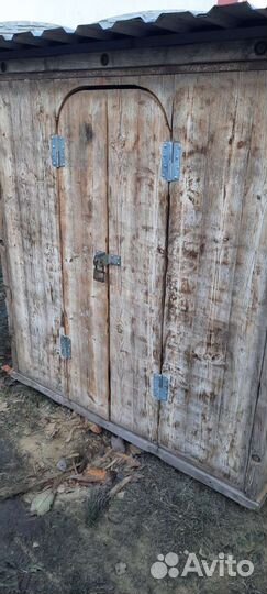 Курятник, будка для очень большой собаки