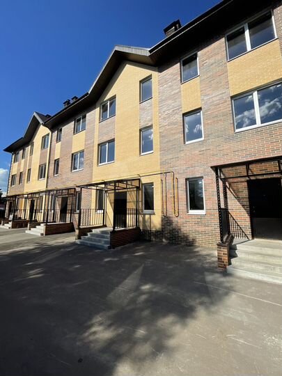 Таунхаус 123,2 м² на участке 1,1 сот.