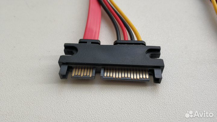 Новый Кабель-удлинитель SATA 7+15pin, 30см