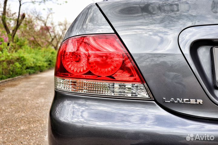 Mitsubishi Lancer 1.6 МТ, 2005, 170 000 км