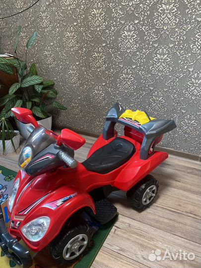 Машина на аккумуляторе