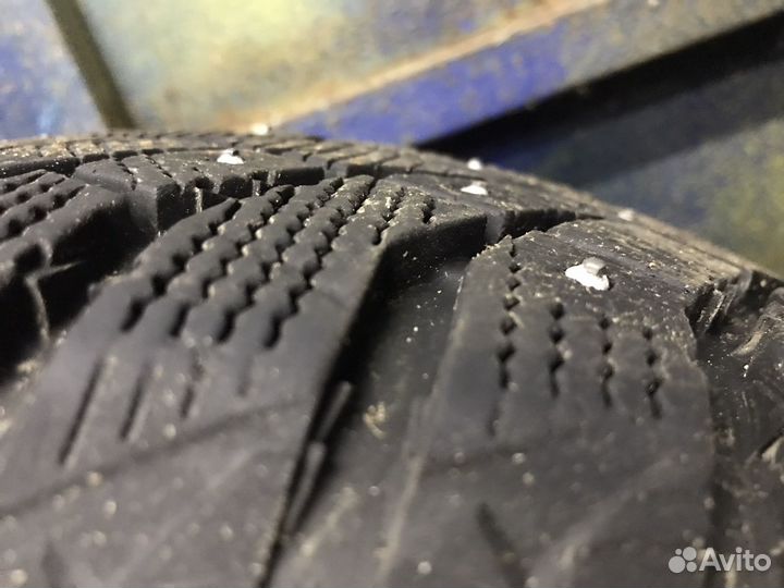 Nitto Therma Spike 185/65 R15