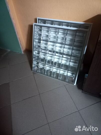 Светильник потолочный бу