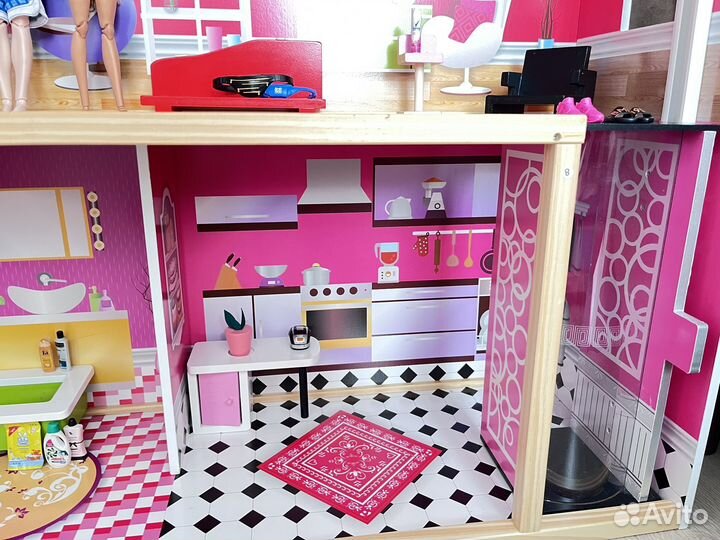 Домик кукольный