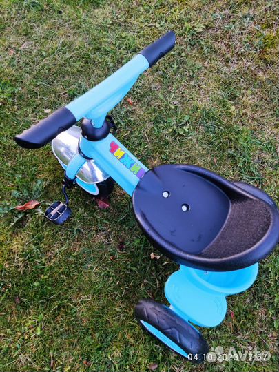 Детский трехколесный велосипед