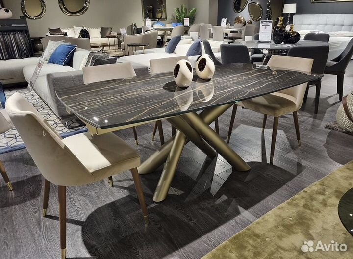 Обеденный стол раскладной производство Италия