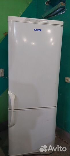 Холодильник 