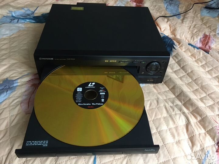 Проигрыватель LD и DVD