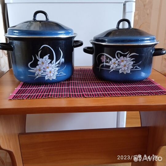 Кастрюля эмалированная