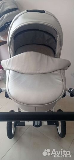 Детская коляска с двумя блоками