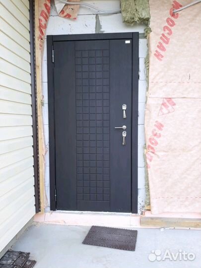 Установка входных металлических дверей