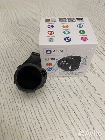 Умные часы elari