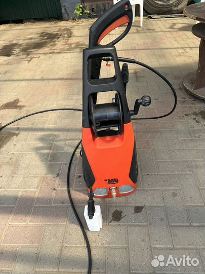 Мойка высокого давления Black Decker PW1700SPM