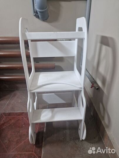 Башня помощника монтессори