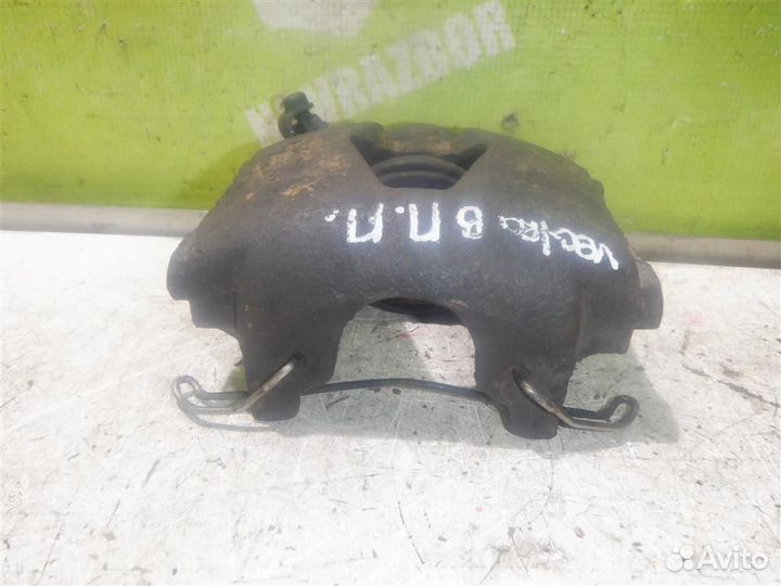 Суппорт передний правый Опель Вектра Б