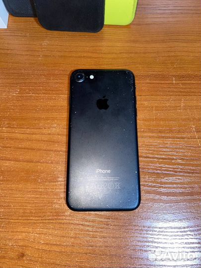 iPhone 7, 32 ГБ