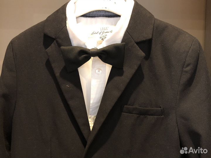 Пиджак для мальчика 128