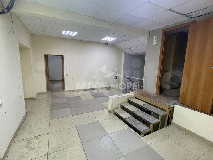 Коммерческое помещение 104 м2