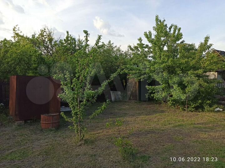 Дача 20 м² на участке 5 сот.