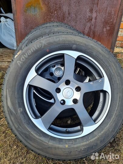 Шины Triangle R17 225х65 + литые диски dotz