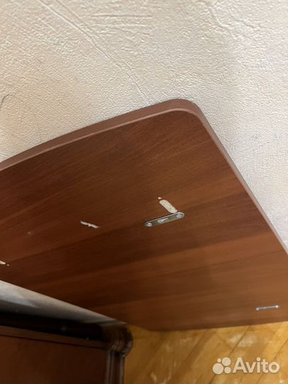 Зеркало в дервеянной раме