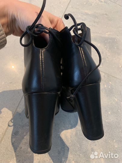 Ботильоны Stuart weitzman оригинал