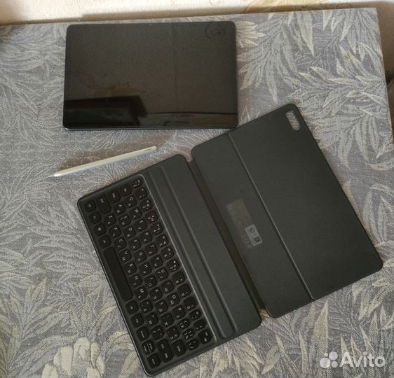 Планшет huawei MatePad 11, стилус и клавиатура