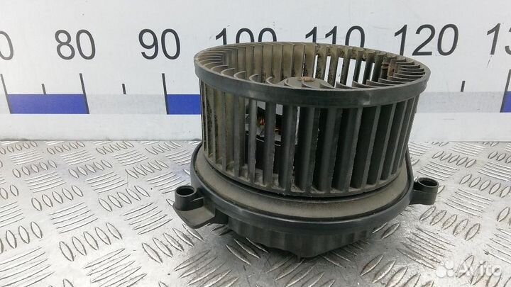 Моторчик печки Audi A4/RS4/S4