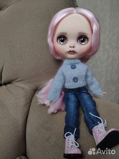 Платья, джинсы, комбезы, шапки для кукол Блайз