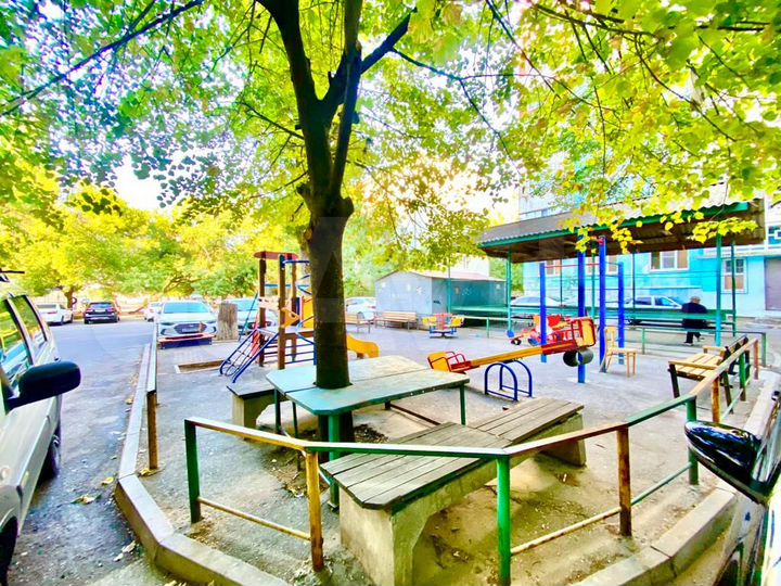 4-к. квартира, 100 м², 5/10 эт.