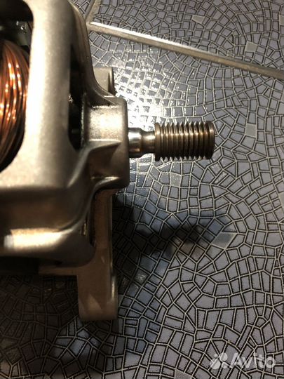 Двигататель стиральной машины Ariston