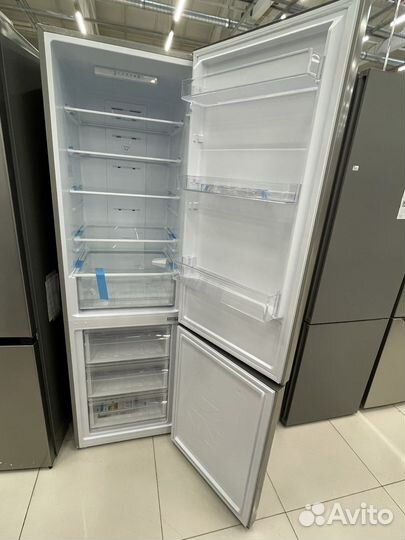 Холодильник Candy ccrn 6200 S. Новый