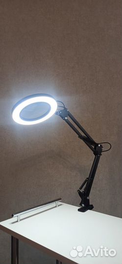 Лампа настольная