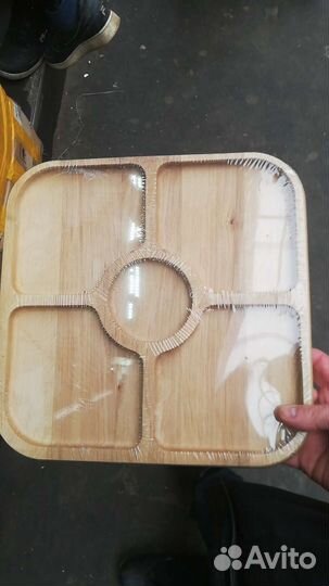 Деревянная тарелка