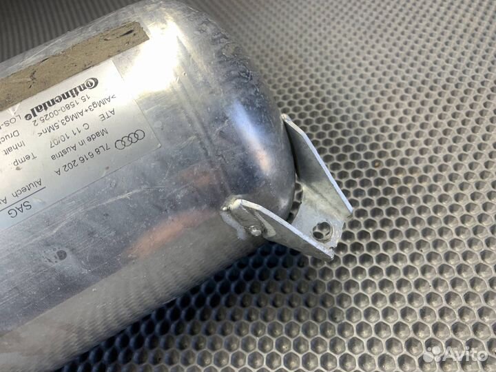 Ресивер пневмоподвески Audi Q7 4L 2008 7L8616202A