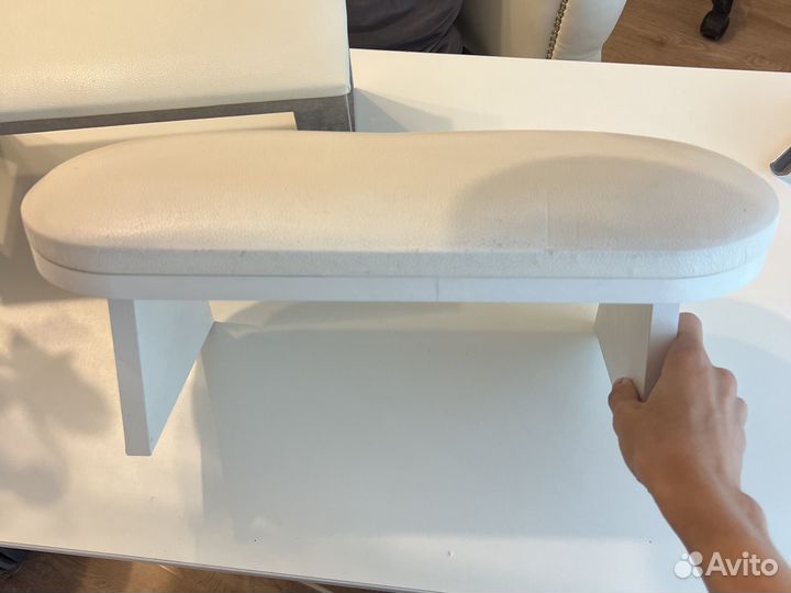 Подставки для рук (для маникюра)