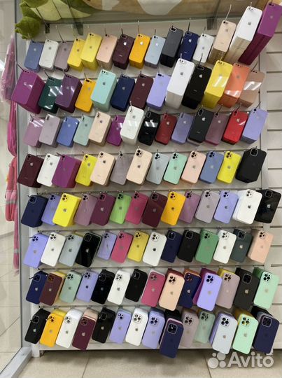 Чехлы стеклянные на iPhone с прямыми гранями