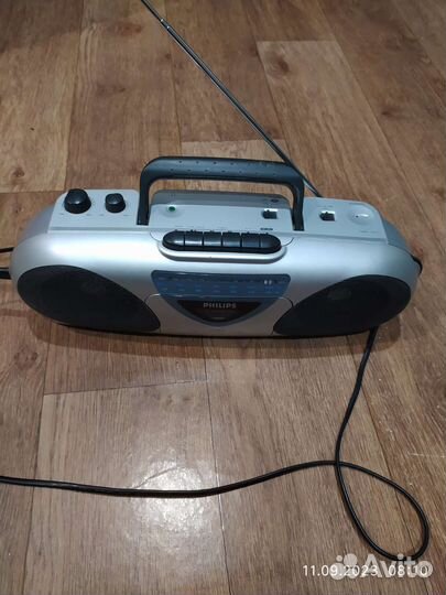 Кассетный магнитофон (радио) philips