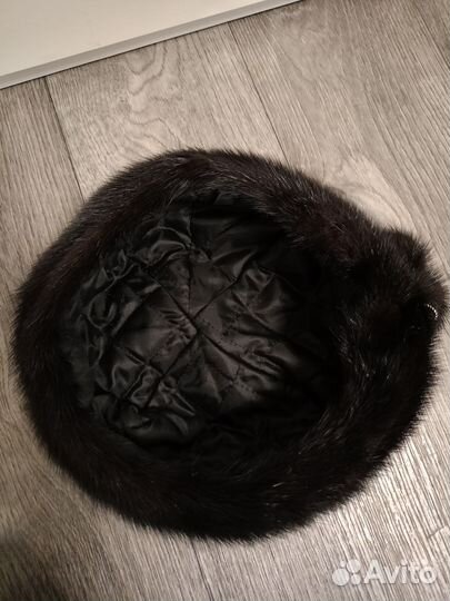 Берет женский норковый