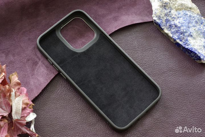 Чехол на iPhone 13,14, 15. Кожа крокодил. Handmade