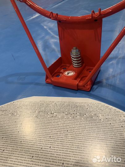 Баскетбольное кольцо с амортизацией